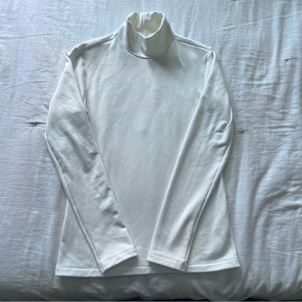 Uniqlo Women's White Turtleneck Sweater